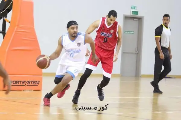 فوز عمان على صلالة في دوري السلة